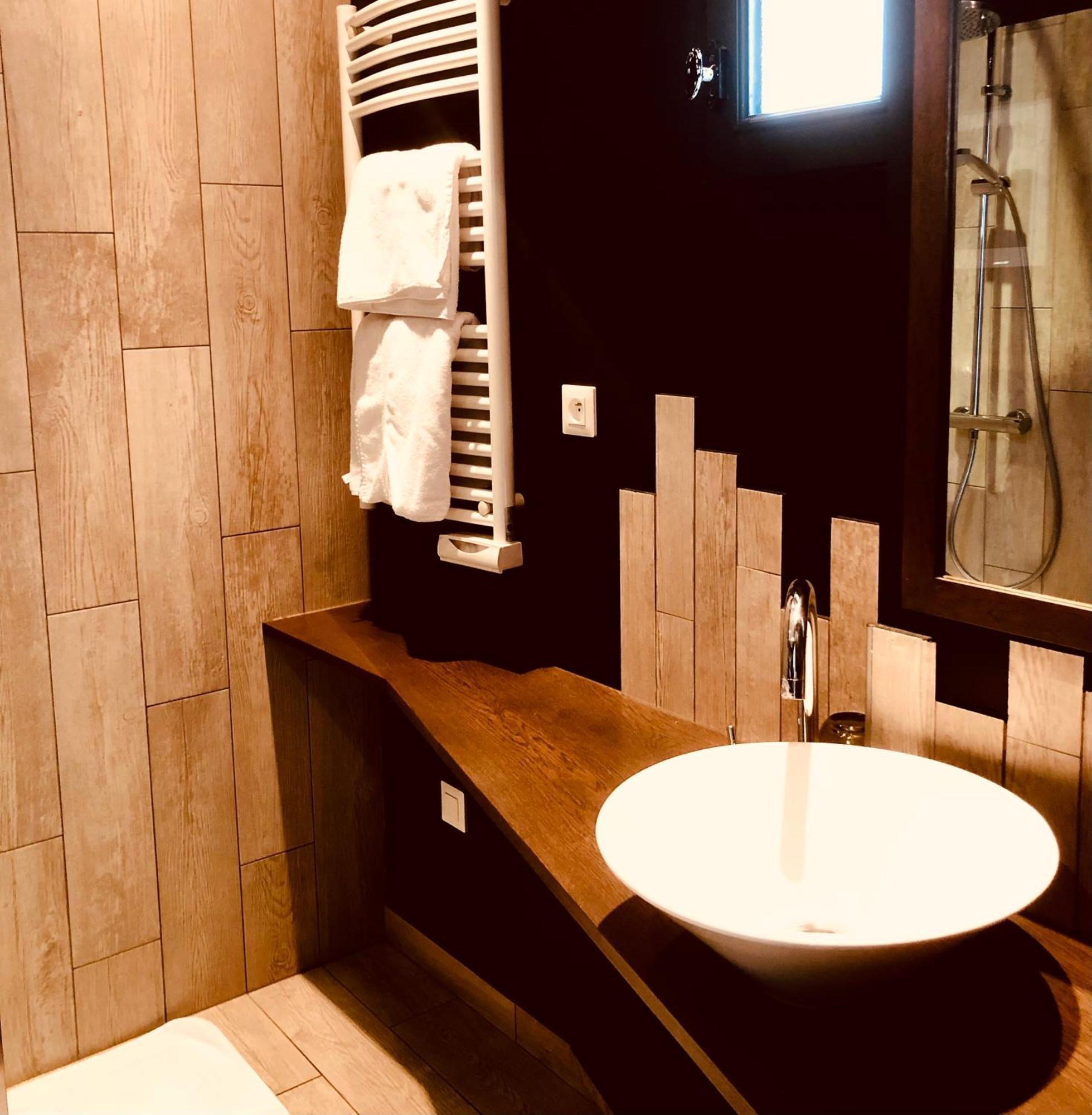 L'Amiral - Leparticulier Collection Aparthotel Chartres Rum bild